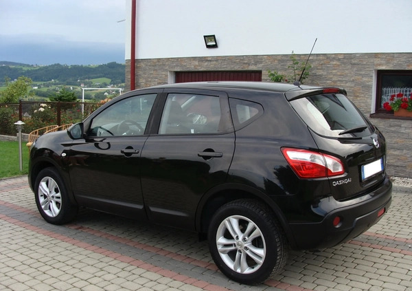 Nissan Qashqai cena 35500 przebieg: 187000, rok produkcji 2011 z Limanowa małe 79